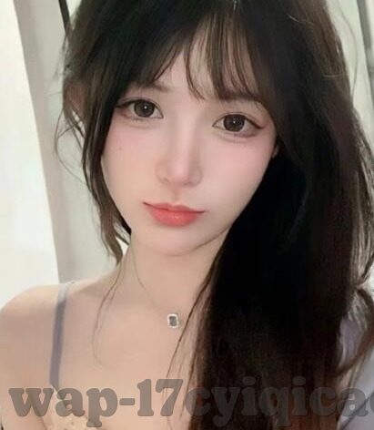 麻豆勾搭av在线-青春的轻语，线上世界的暧昧与自我审视